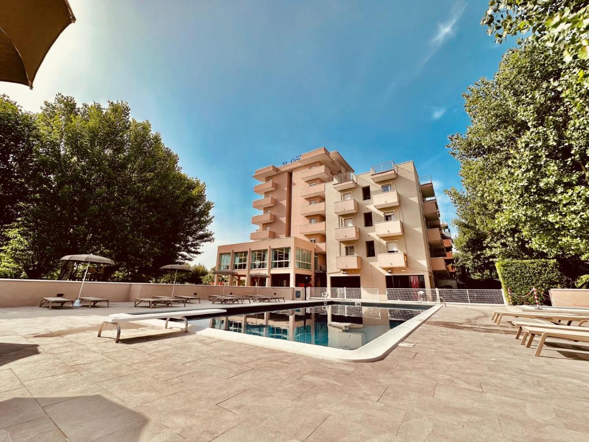 Hotel St Gregory Park Rimini Esterno foto