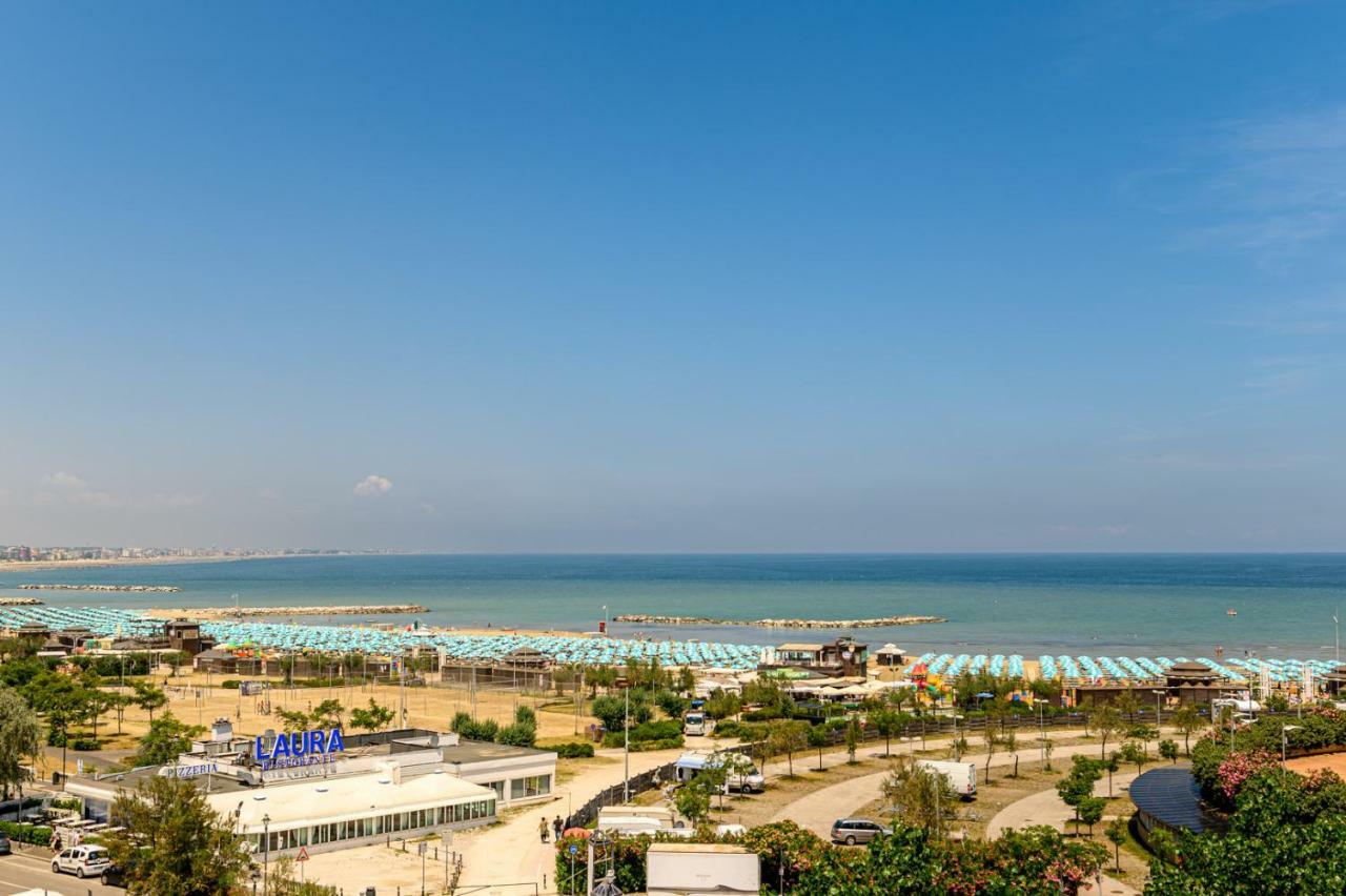 Hotel St Gregory Park Rimini Esterno foto