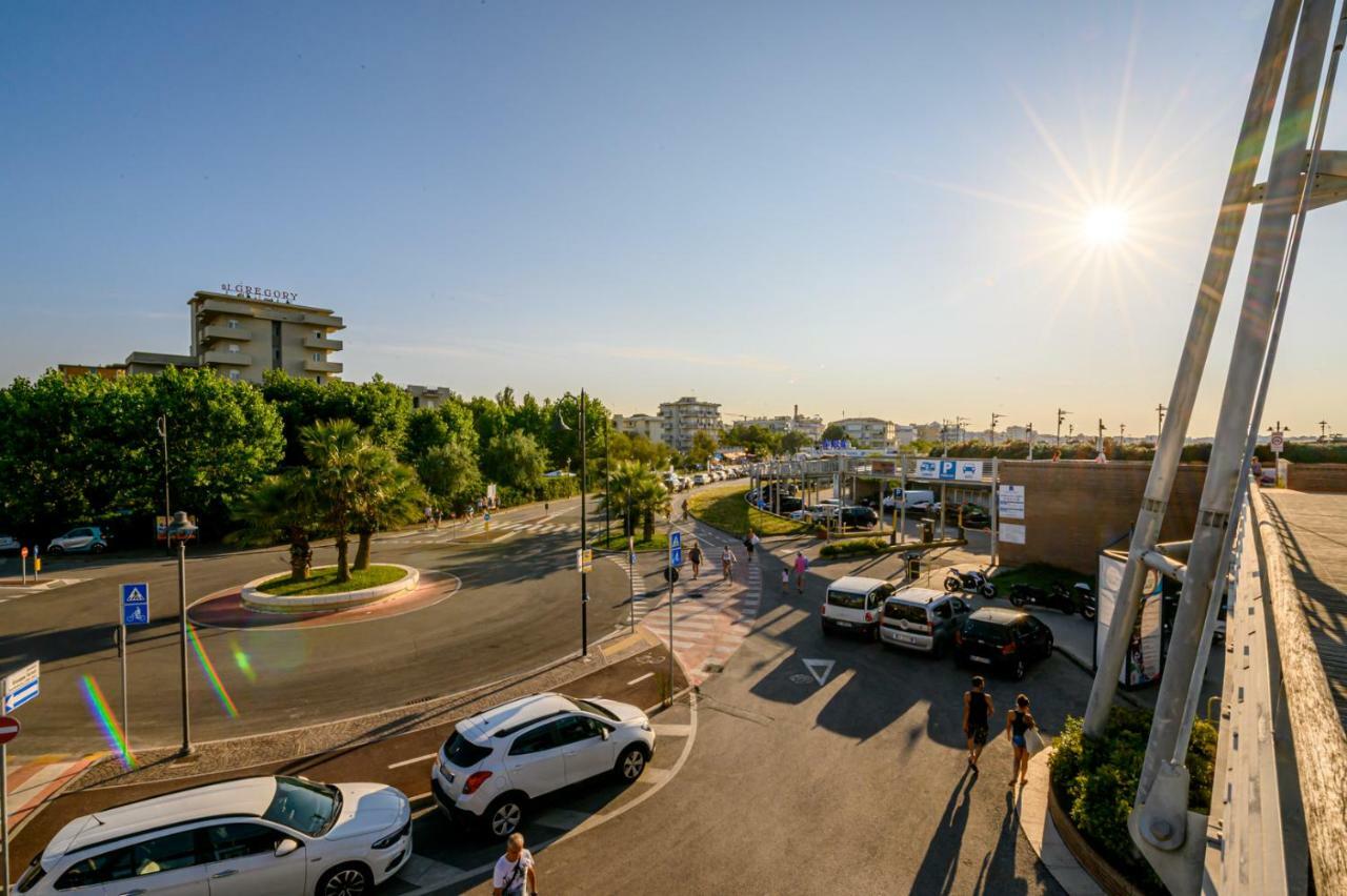 Hotel St Gregory Park Rimini Esterno foto