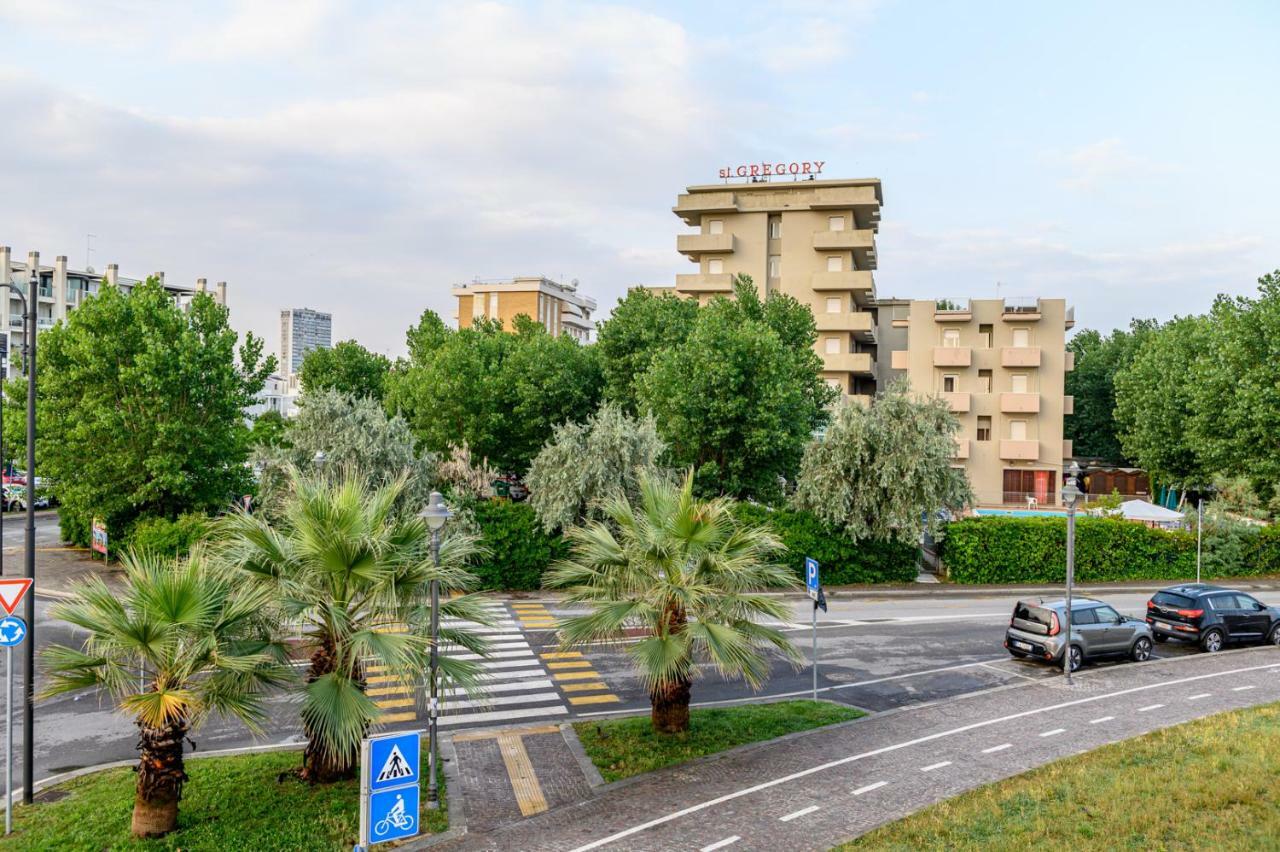 Hotel St Gregory Park Rimini Esterno foto